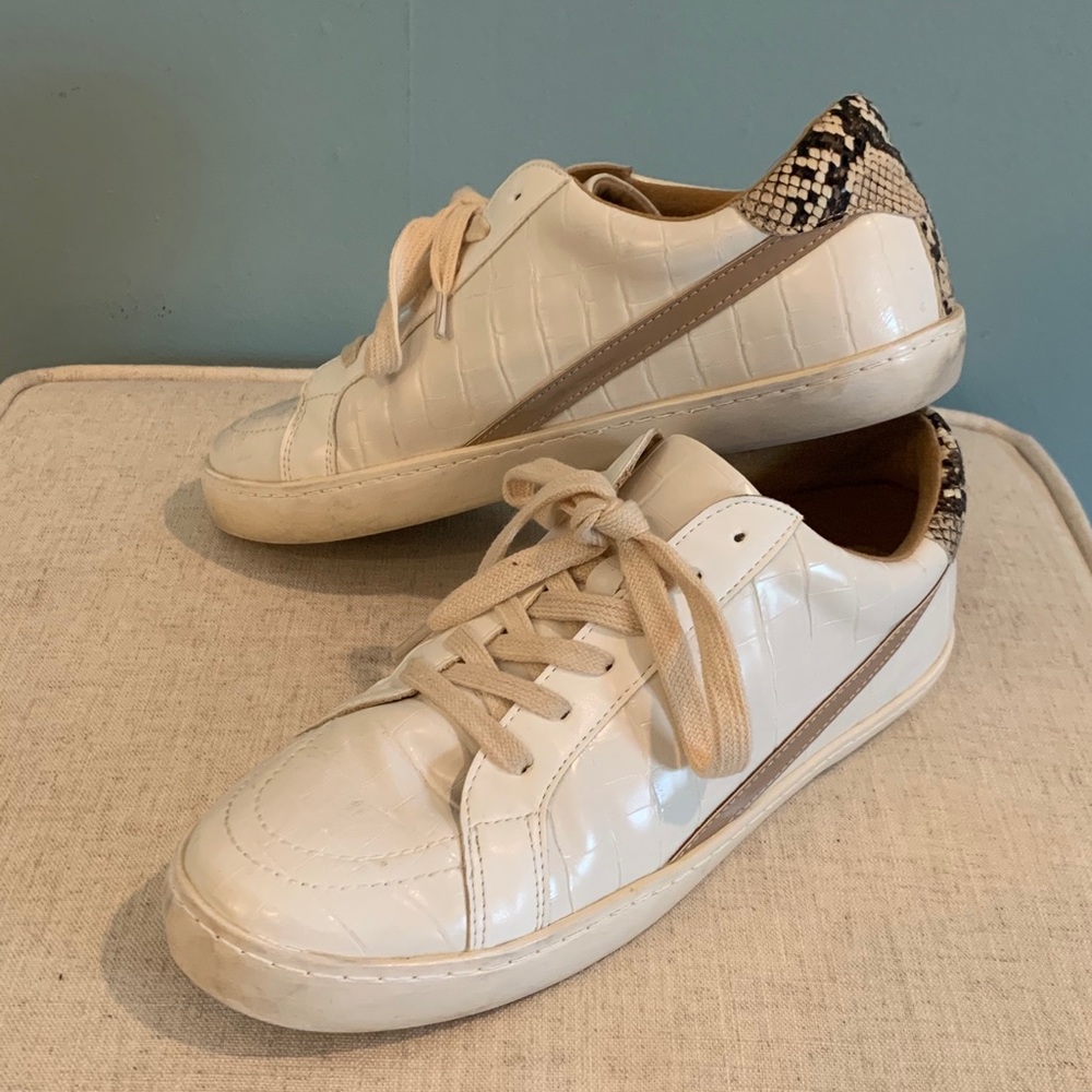 Cute sneakers with leopard detailing